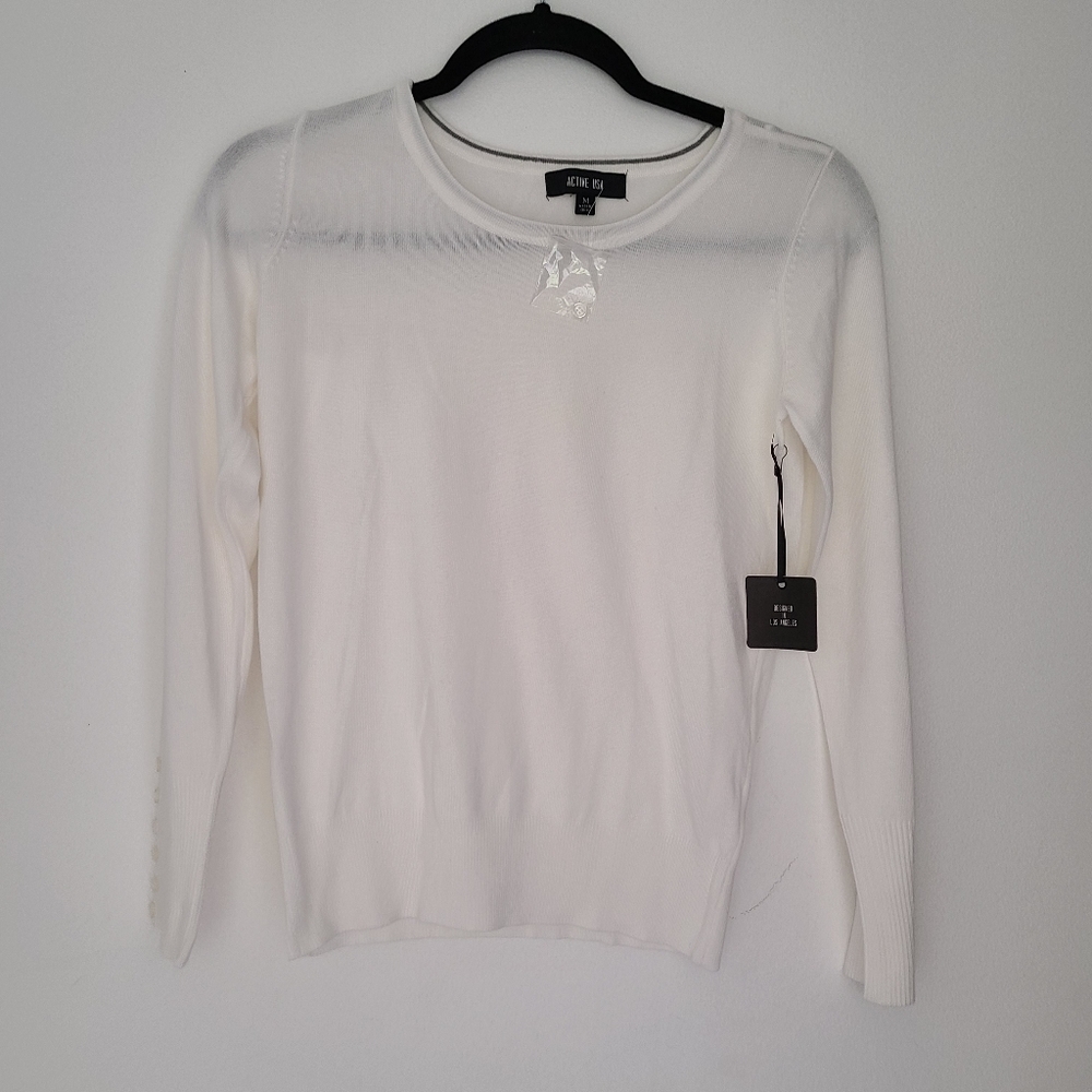 Nwt ACTIVE USA long sleeves top, white sweater
